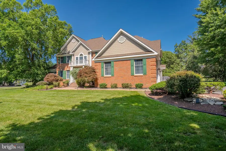 8 Marian Dr, West Windsor, NJ 08550 - #2