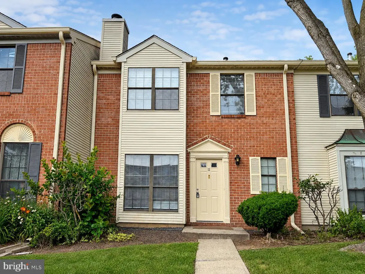 11 Wosniak Ct, Lawrenceville, NJ 08648 - #1