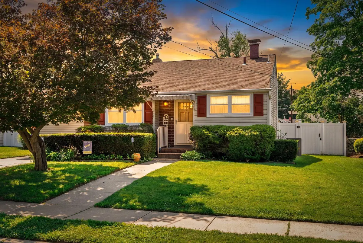 27 Lakeview Dr, Hamilton, NJ 08620 - #1