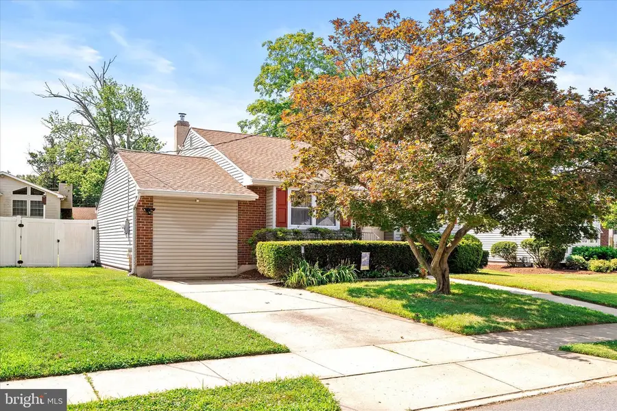 27 Lakeview Dr, Hamilton, NJ 08620 - #3
