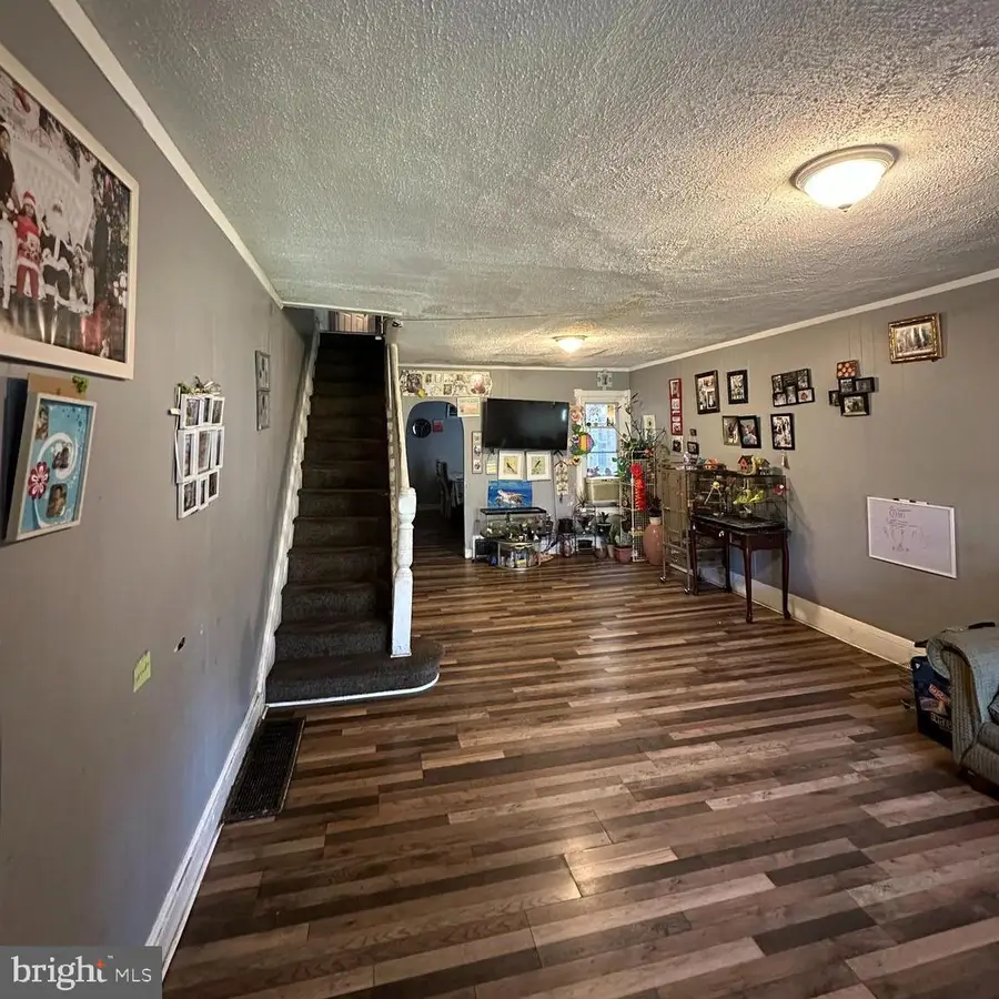 1119 Nottingham Way, Hamilton, NJ 08609 - #3