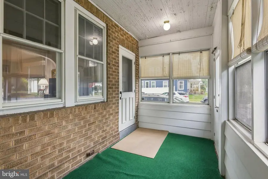 1074 Franklin St, Trenton, NJ 08610 - #2