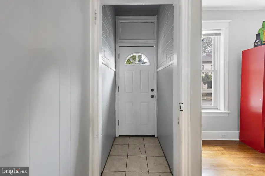 516 Bridge St, Trenton, NJ 08611 - #3