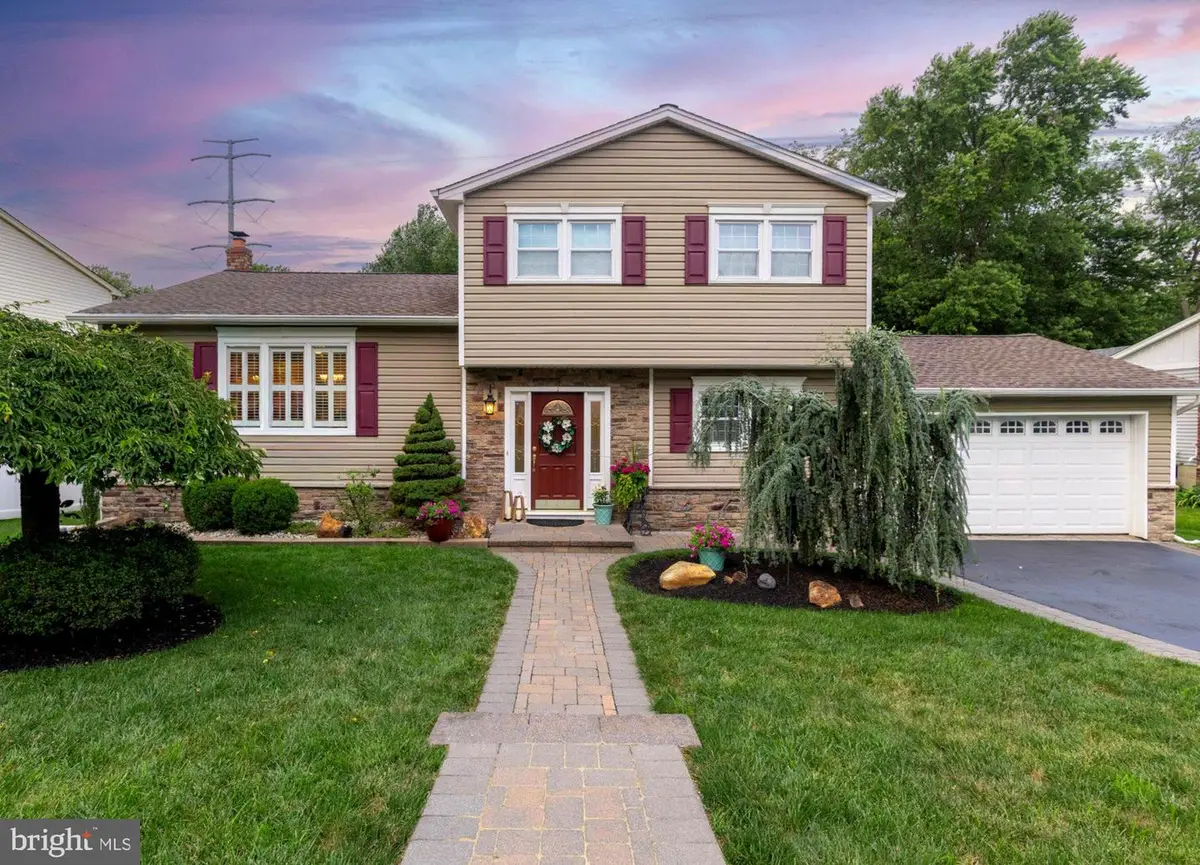 64 Wesleyan Dr, Hamilton, NJ 08690 - #1
