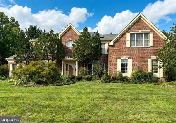 1 Chesapeake Ct, PRINCETON JUNCTION, NJ 08550
