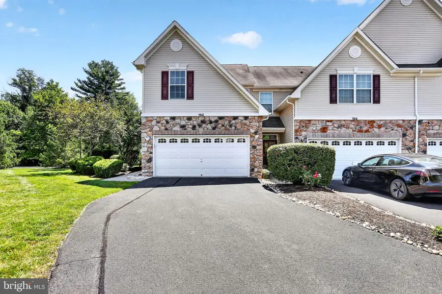 153 Valmore Ct, Pennington, NJ 08534 - #2