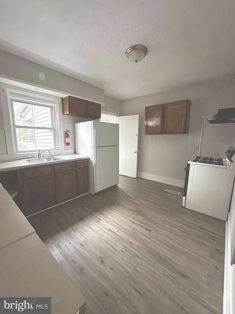57 Ellsworth Ave, Trenton, NJ 08618 - #3