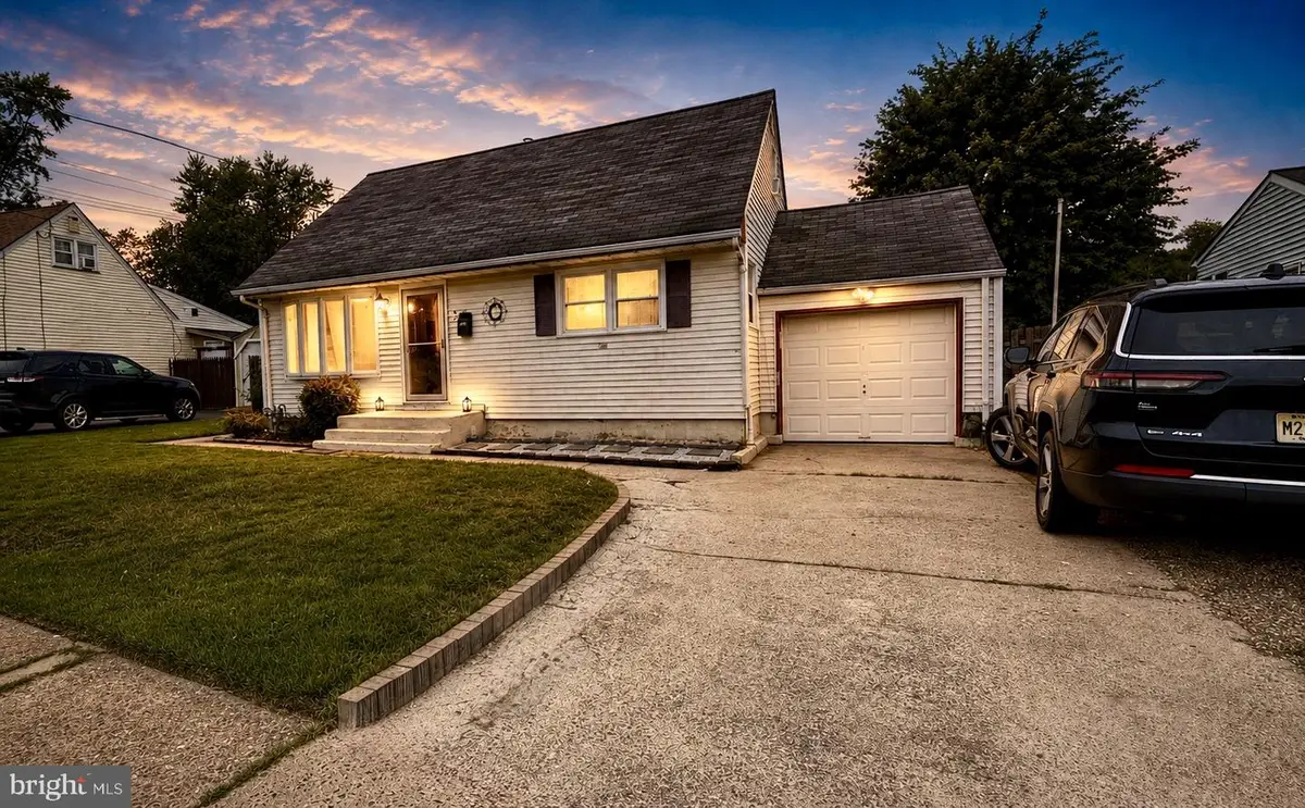 44 Shackamaxon Dr, Hamilton, NJ 08690 - #1