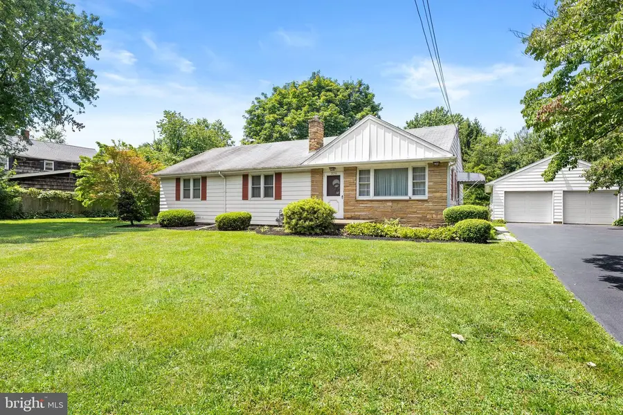 836 Old York Rd, Hightstown, NJ 08520 - #2