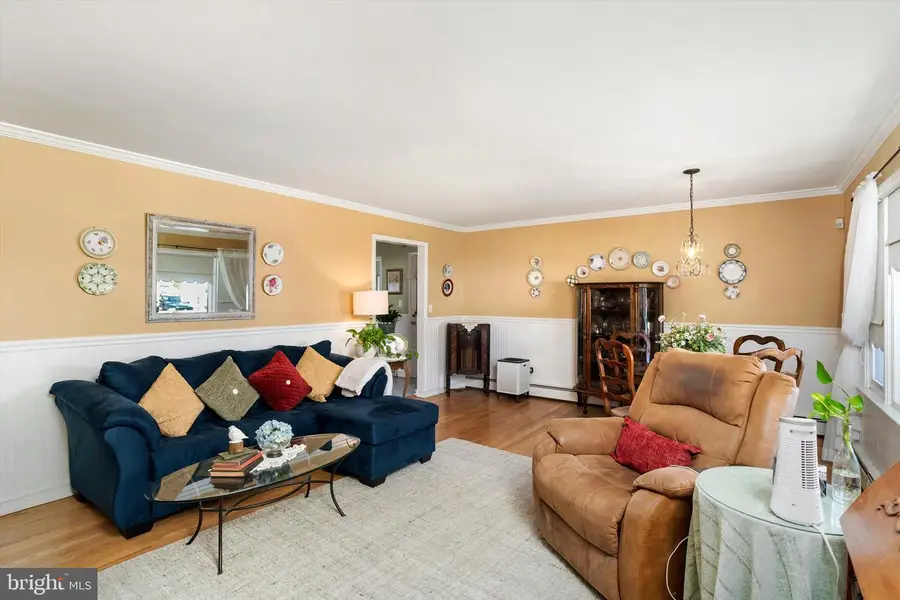 29 Mario Dr, Hamilton, NJ 08690 - #3