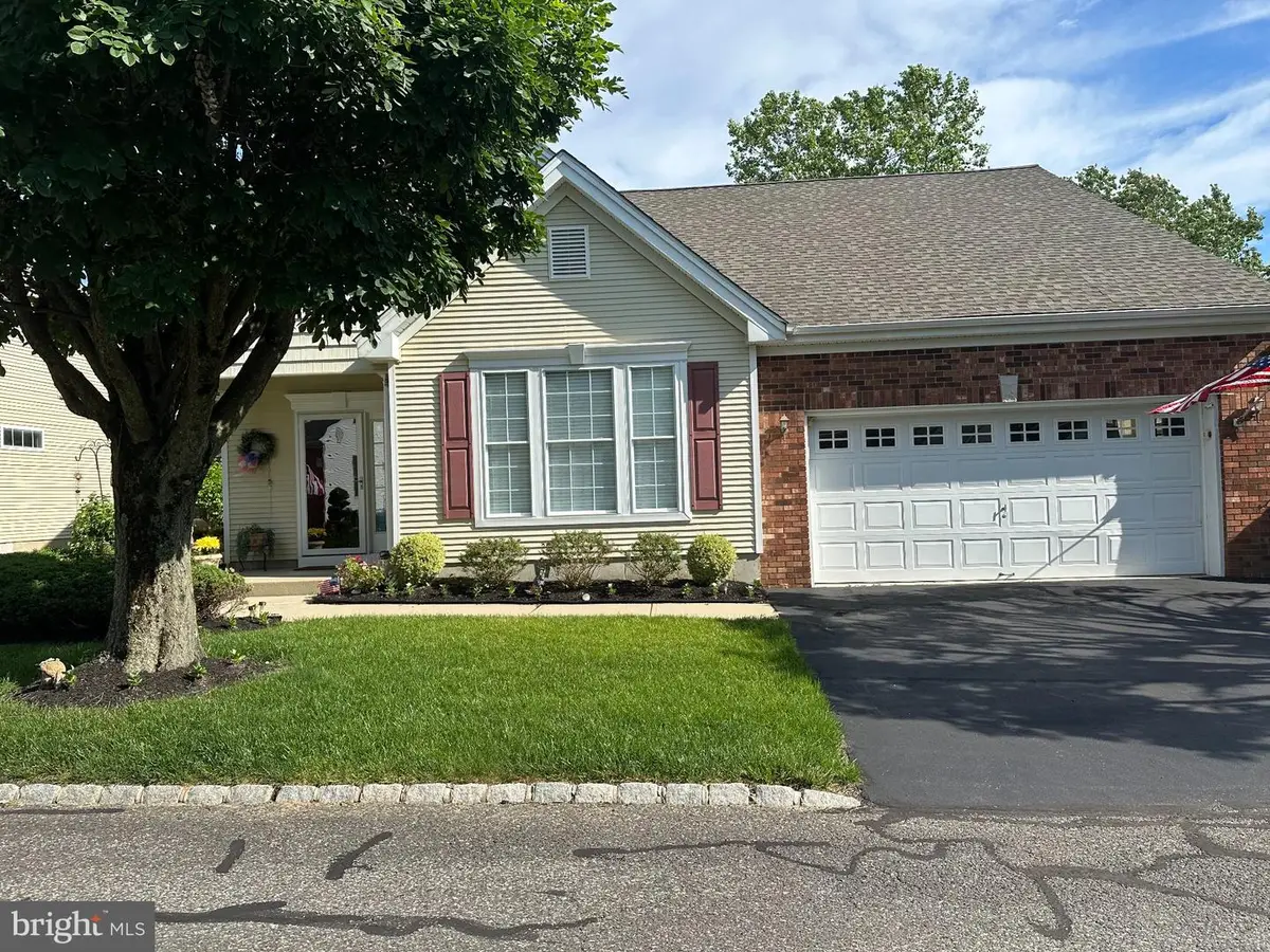 17 Burholme Dr, Hamilton, NJ 08691 - #1