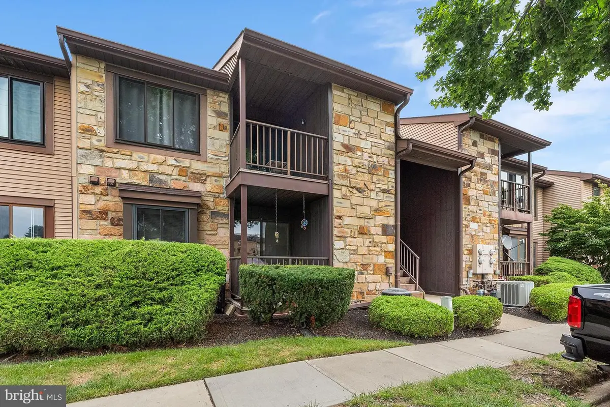 27 Gena Ct, Hamilton, NJ 08690 - #1