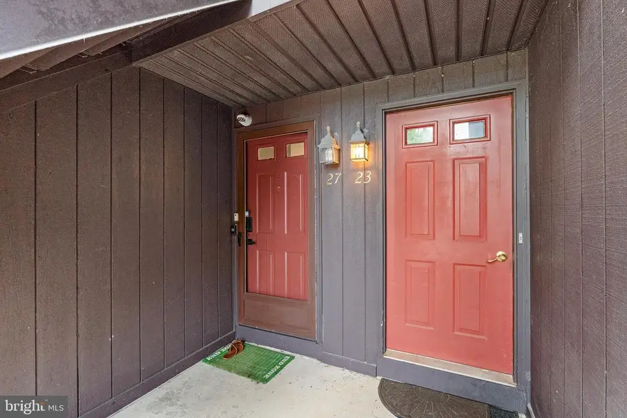 27 Gena Ct, Hamilton, NJ 08690 - #3