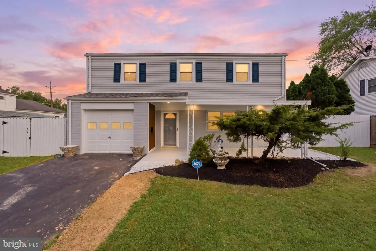 3 Duke St, Ewing, NJ 08618 - #1