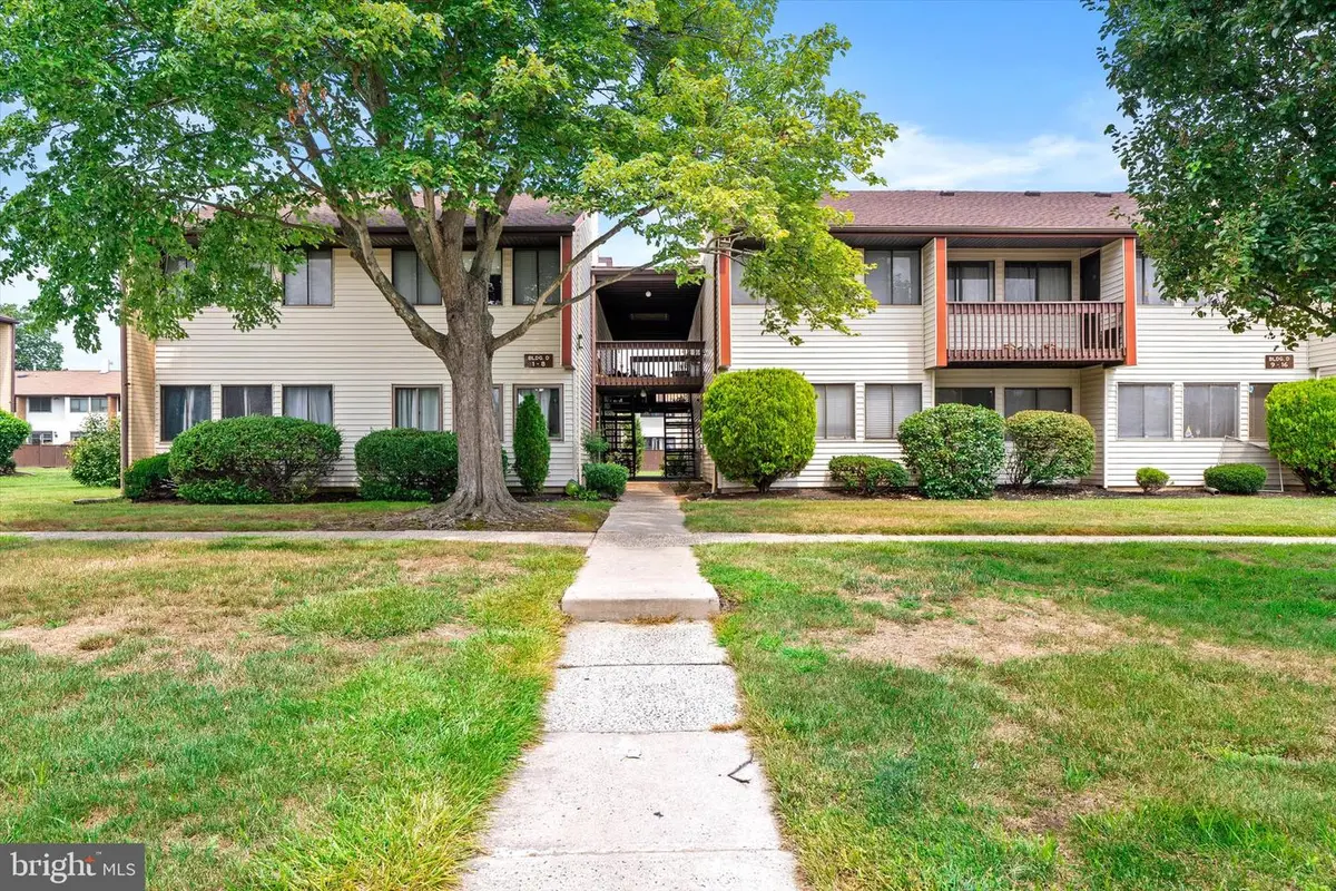 D4 Avon Dr, Twin Rivers, NJ 08520 - #1
