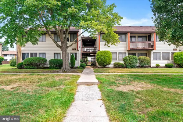 D4 Avon Dr, EAST WINDSOR TWP, NJ 08520