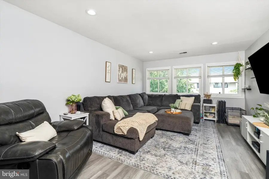 D4 Avon Dr, Twin Rivers, NJ 08520 - #3