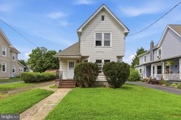 128 Center St, HIGHTSTOWN, NJ 08520
