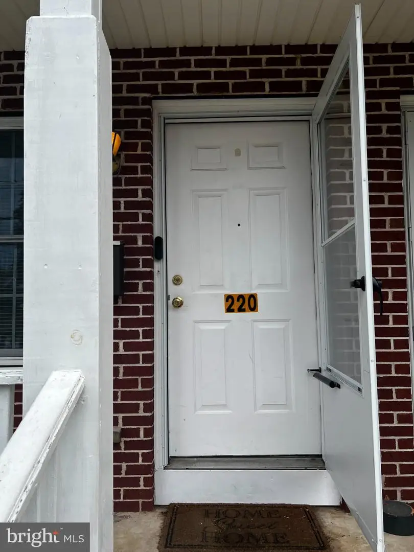 220 Franklin St, Trenton, NJ 08611 - #2