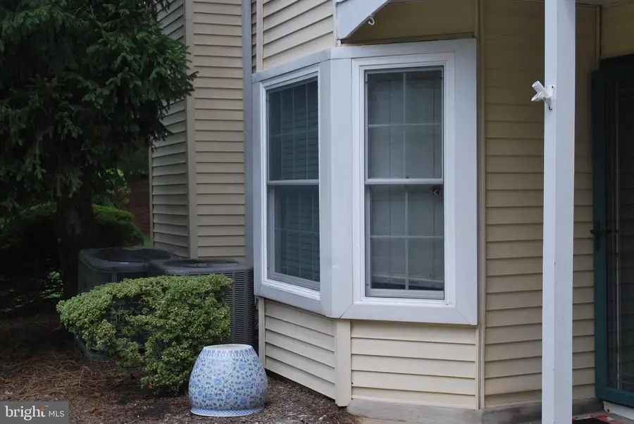 5 Powell Ct, Hightstown, NJ 08520 - #2