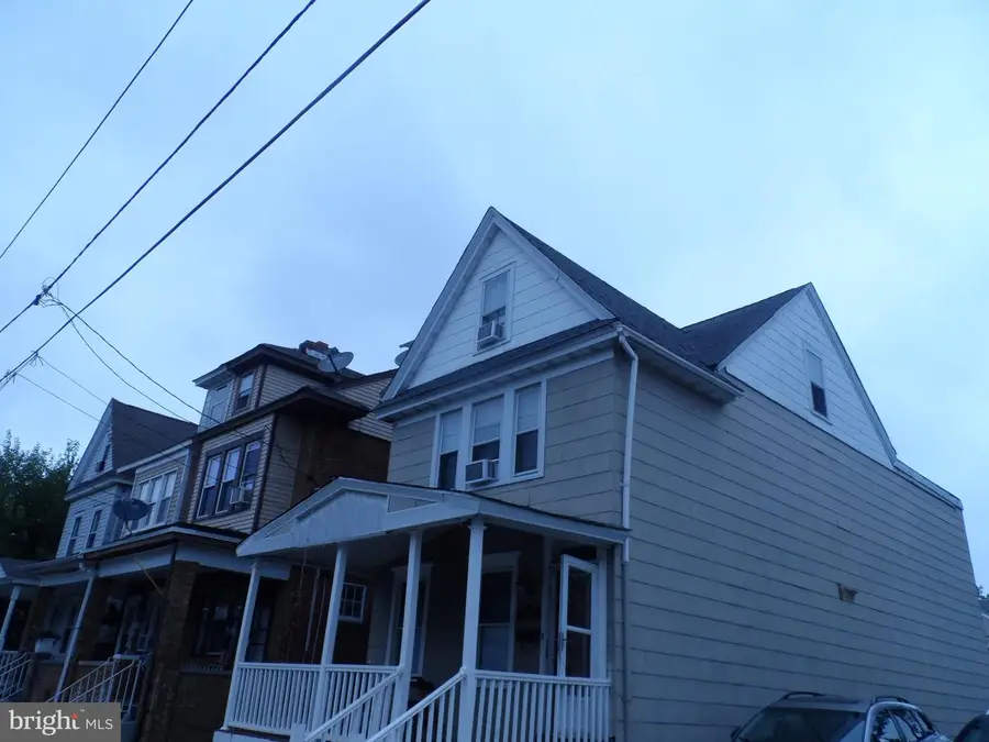818 Quinton Ave, Trenton, NJ 08629 - #2
