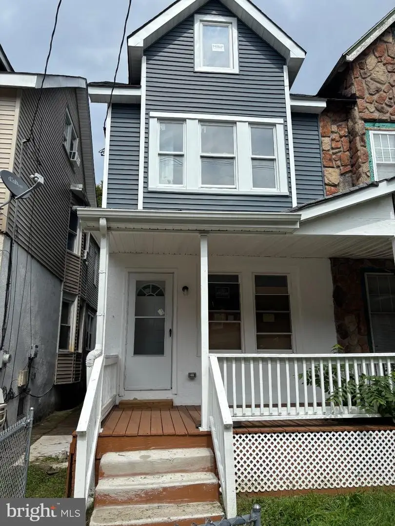80 Race St, Trenton, NJ 08638 - #1