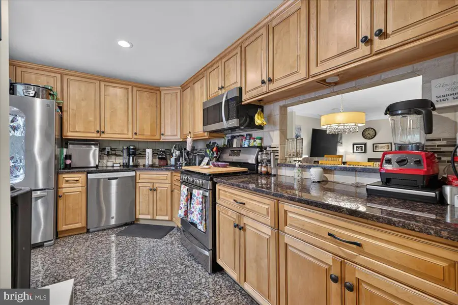 22 Pagoda Ct, Lawrence, NJ 08648 - #3