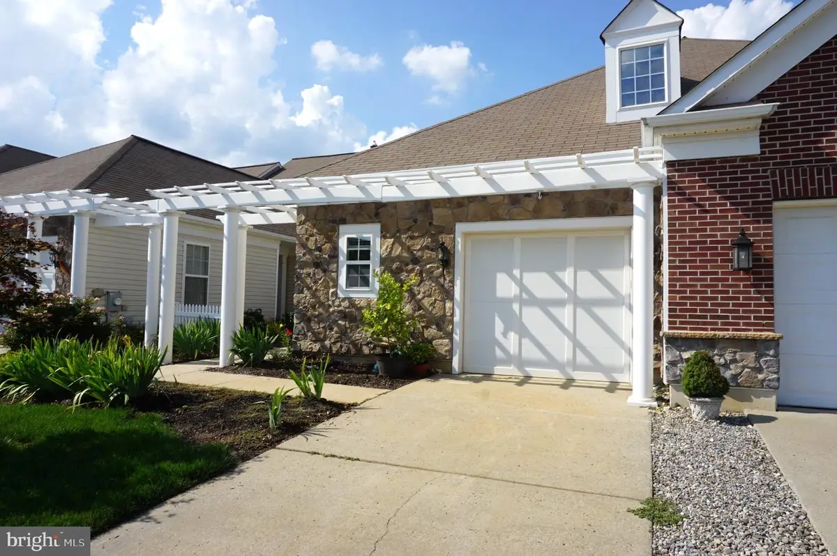 103 Sparrow Dr, Hamilton, NJ 08690 - #1