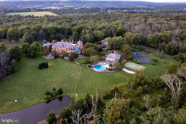 82 Aunt Molly Rd, HOPEWELL, NJ 08525