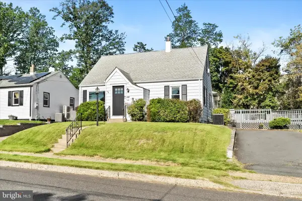 359 Churchill Ave, HAMILTON, NJ 08610