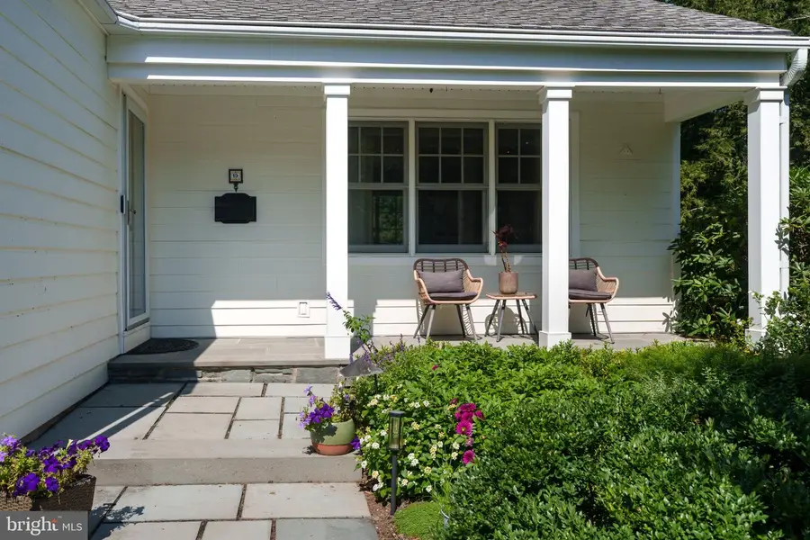 19 Maple Ln, Pennington, NJ 08534 - #2