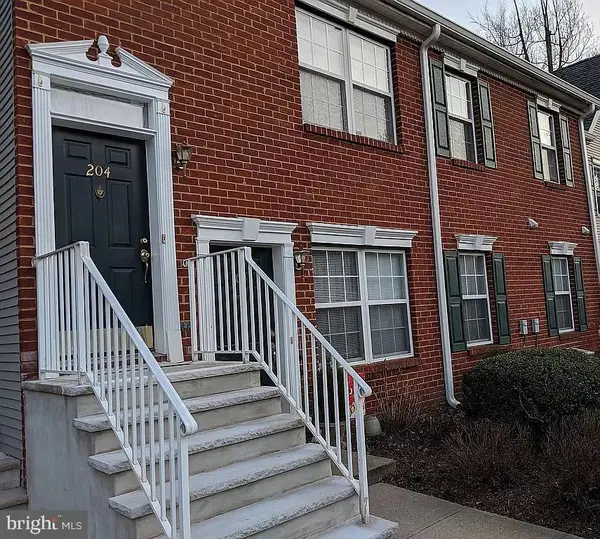 204 Lansdowne Ct, PENNINGTON, NJ 08534