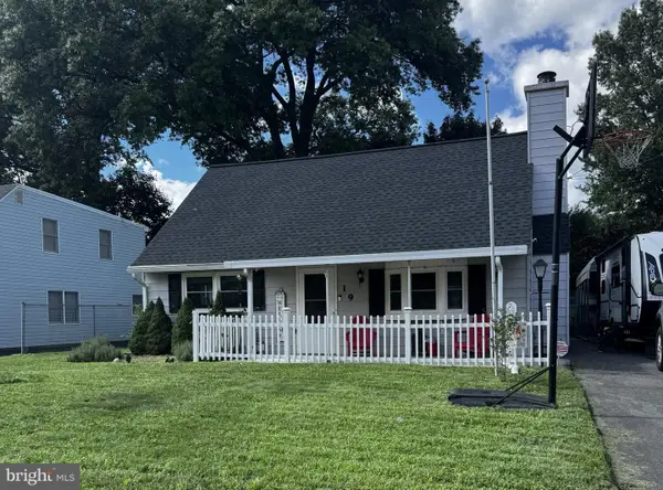 19 Dunmore Ave, EWING, NJ 08618