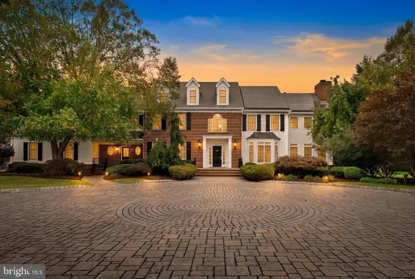8 Benson Ln, SKILLMAN, NJ 08558