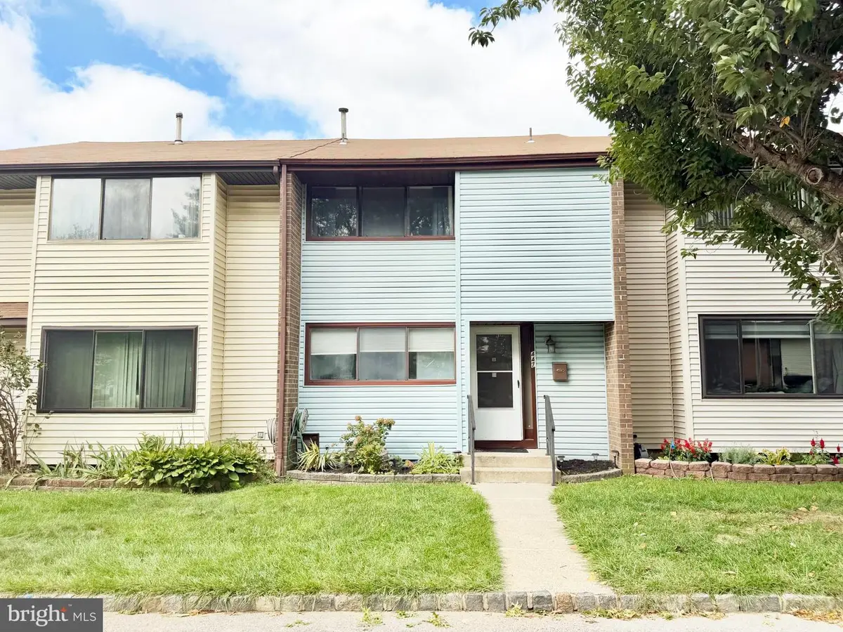 447 Livingston Dr, Twin Rivers, NJ 08520 - #1