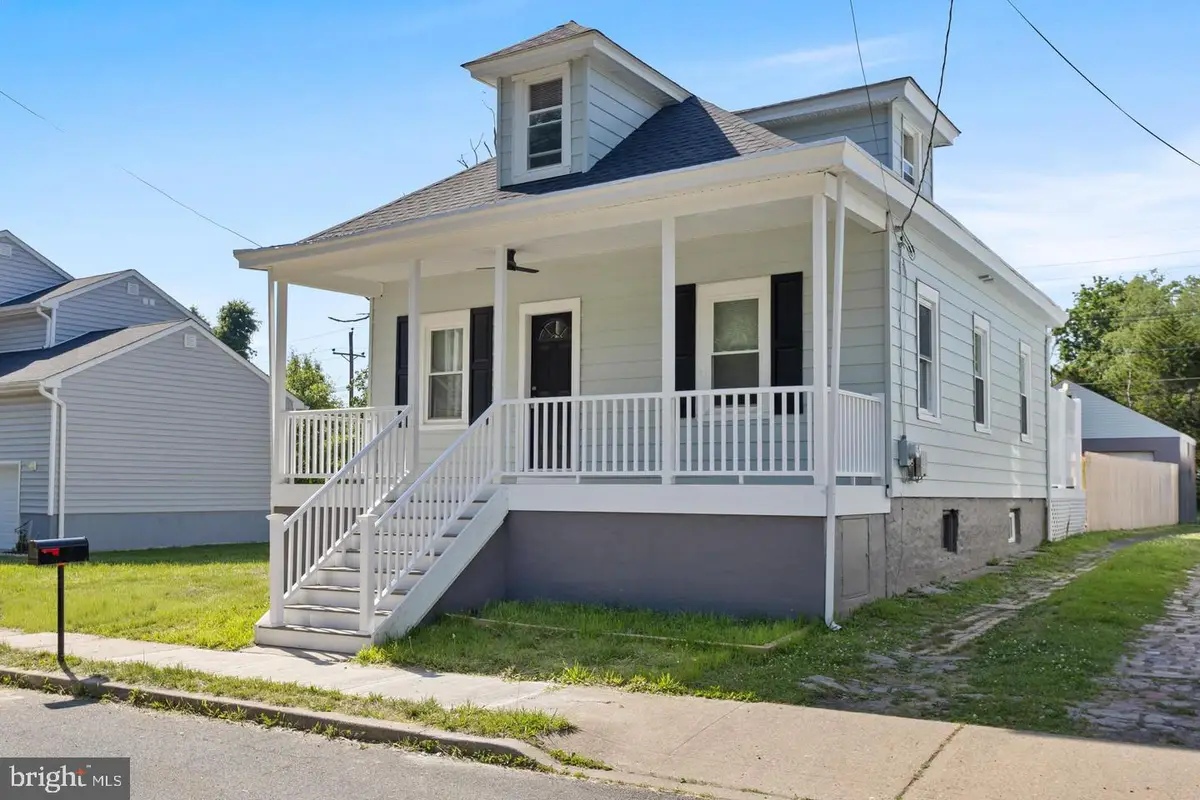 152 Lawn Park Ave, Lawrence, NJ 08648 - #1