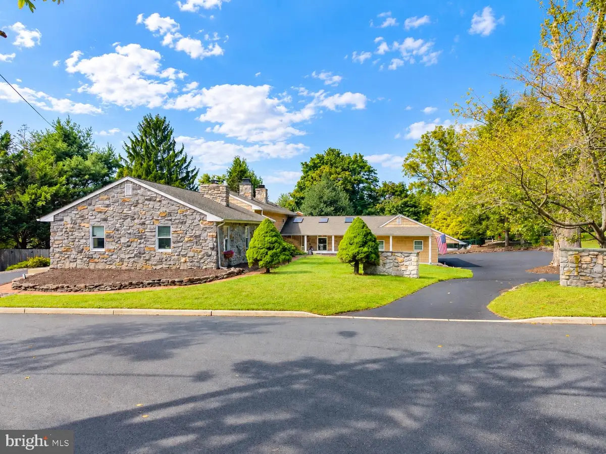 4 Lafayette Ave, Titusville, NJ 08560 - #1