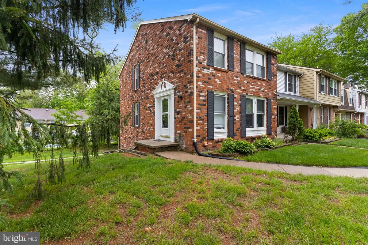7 Woodland Ct, Hamilton, NJ 08610 - #1