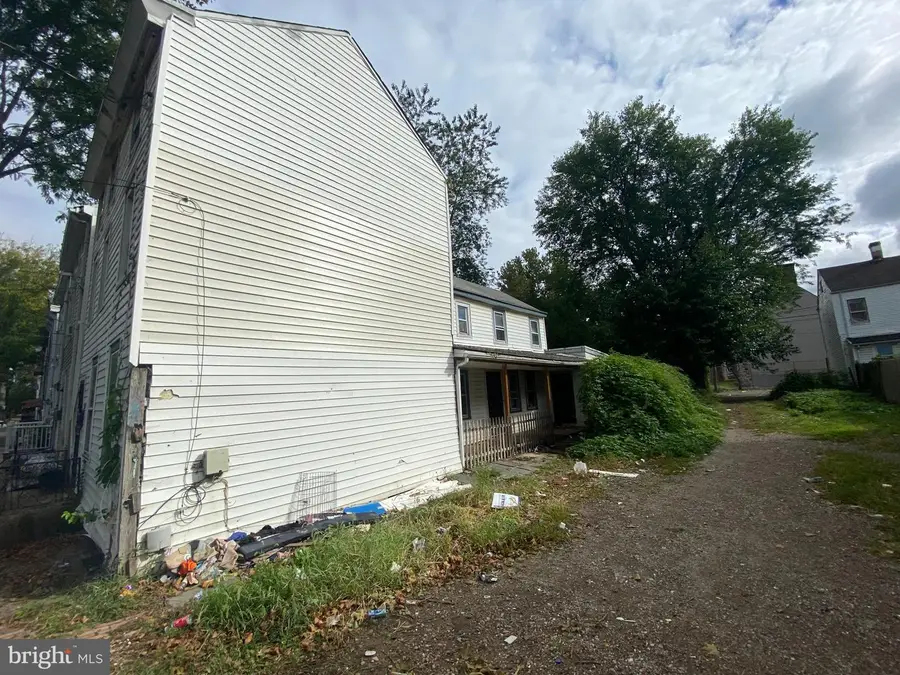 526 Lamberton St, Trenton, NJ 08611 - #2