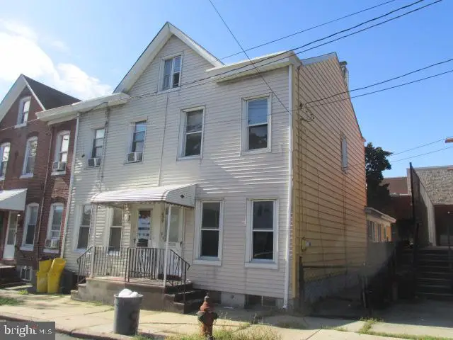 839 Cherry St, Trenton, NJ 08638 - #1