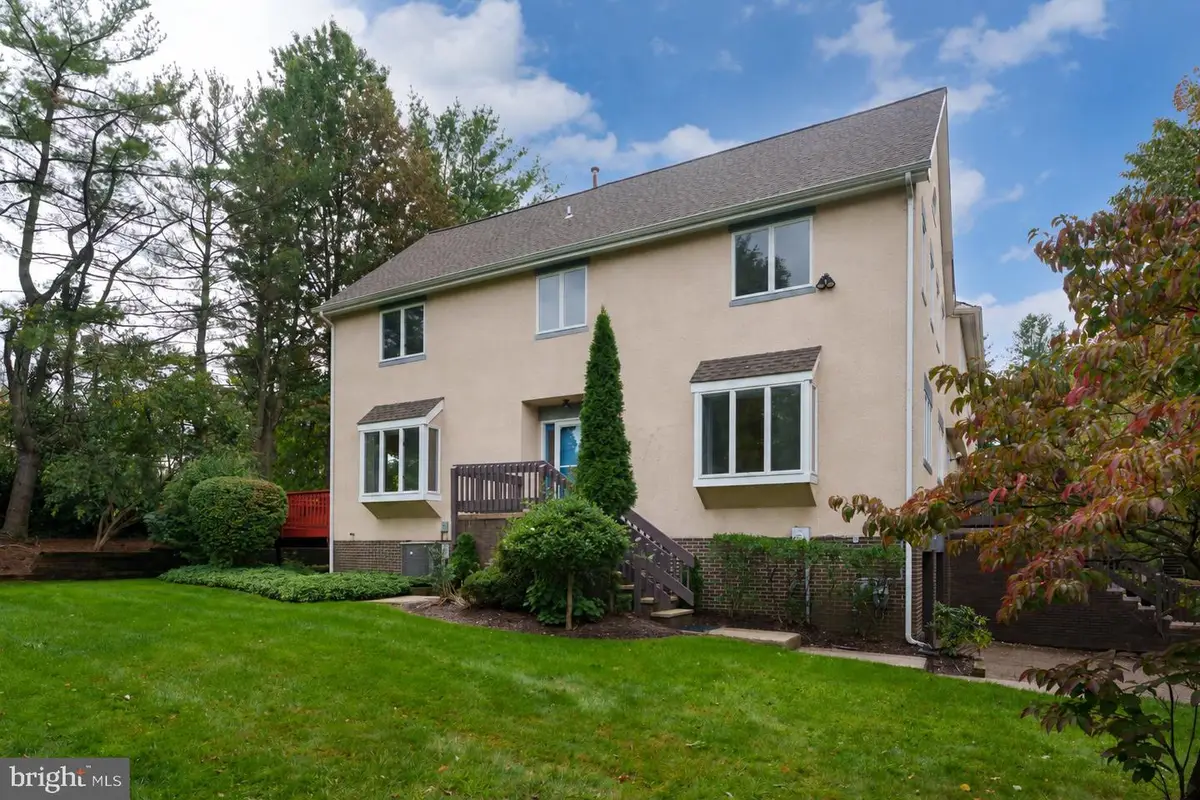 21 Exeter Ct, Princeton, NJ 08540 - #1