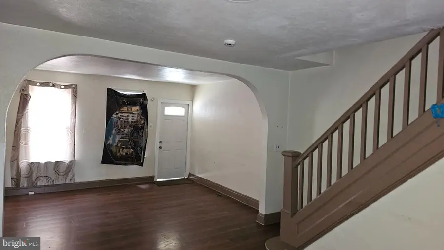 409 Genesee St, Trenton, NJ 08611 - #3
