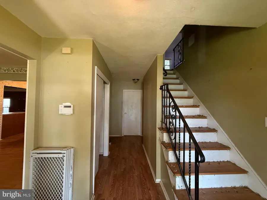 2 Berrywood Dr, Hamilton, NJ 08619 - #2