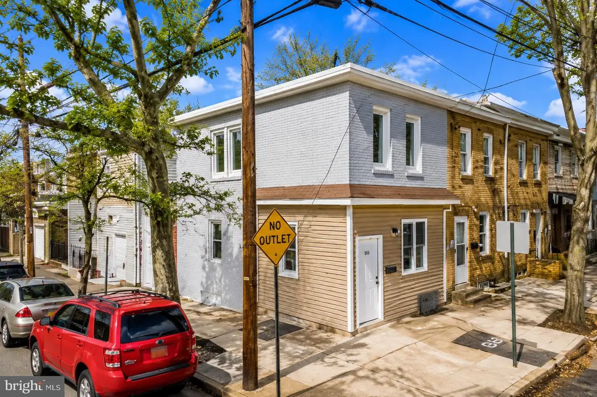 565 Lamberton St, Trenton, NJ 08611 - #1