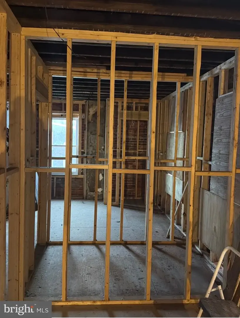 1261 E State St, Trenton, NJ 08609 - #3