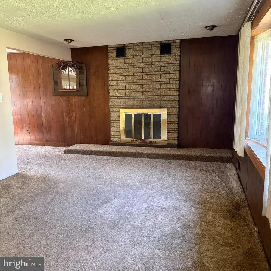 225 Hauser Ave, Hamilton, NJ 08620 - #3