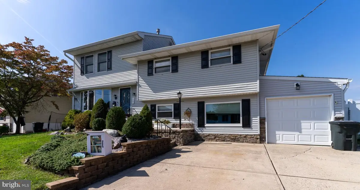 19 Duncan Dr, Hamilton, NJ 08690 - #1