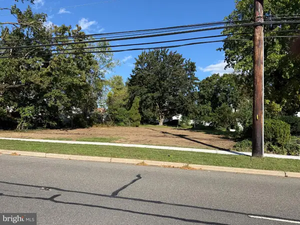 826 Hughes Dr, HAMILTON TWP, NJ 08690