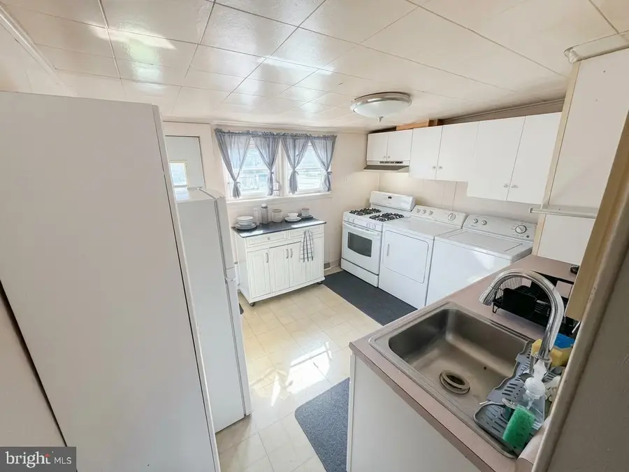 103 Dayton St, Trenton, NJ 08610 - #3