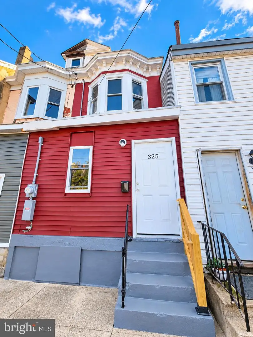 325 W Hanover St, Trenton, NJ 08618 - #1